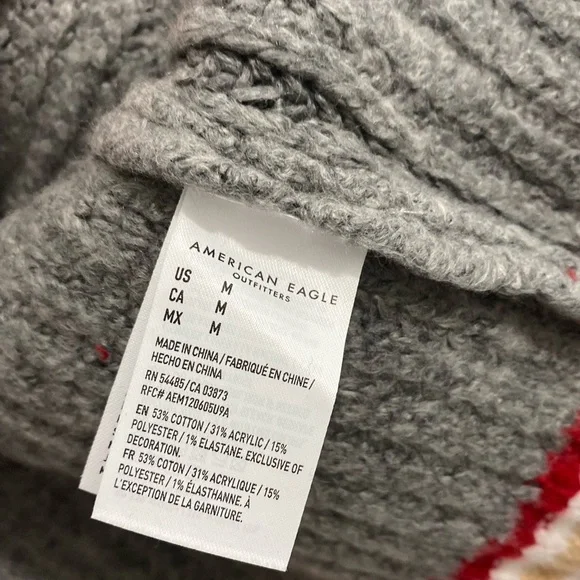 American Eagle Sweater - Picture 5 of 9
